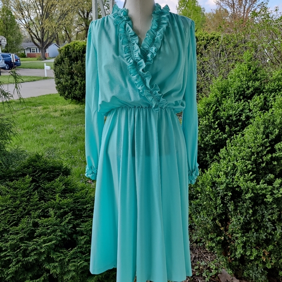 70s 80s ruffle trim Surplice neck faux wrap dress - Picture 2 of 10